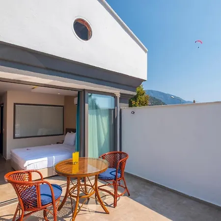 On Ölüdeniz