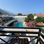 On Hotel 2*