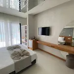 Hotel On 2*