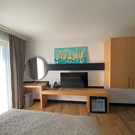 Hotel On 2*