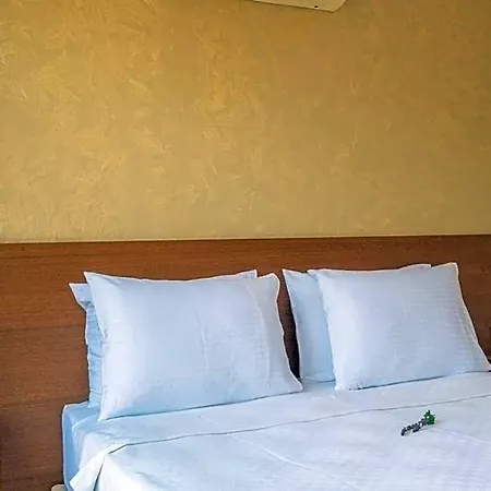 On 2* Oludeniz
