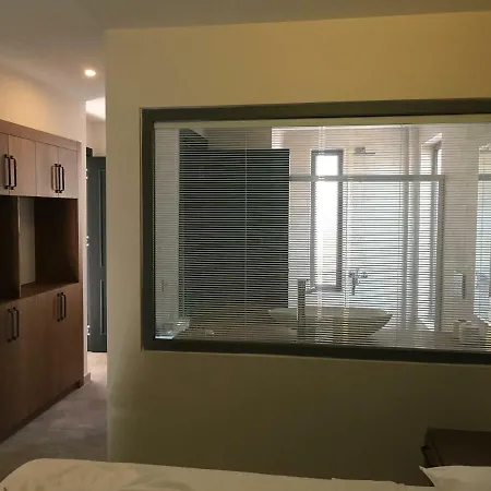 酒店 On 厄吕代尼兹